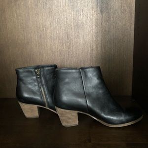 Crown Vintage Leather Boots. EUC